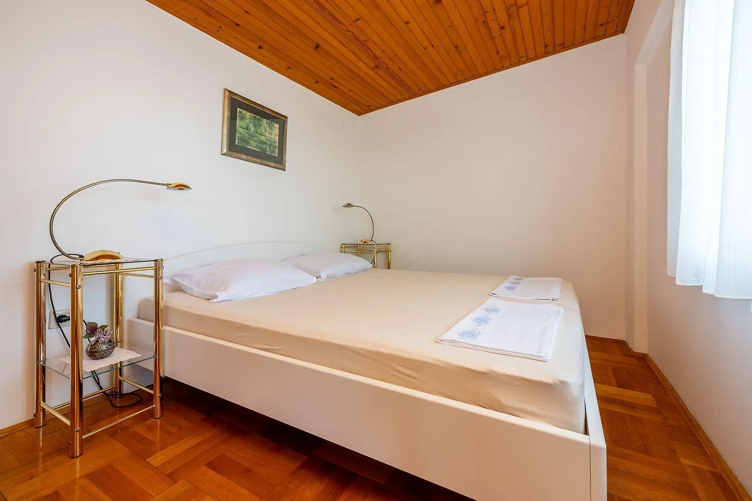 Komfortables Apartment Nur 250 Meter Zum Sandstrand Mit Privater Dachterrasse Und Meerblick Crikvenica
